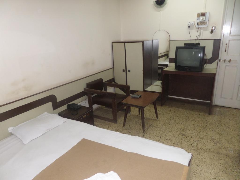 Hotel Shilpa Nashik Habitación foto