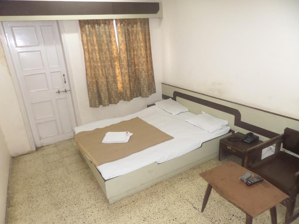 Hotel Shilpa Nashik Habitación foto