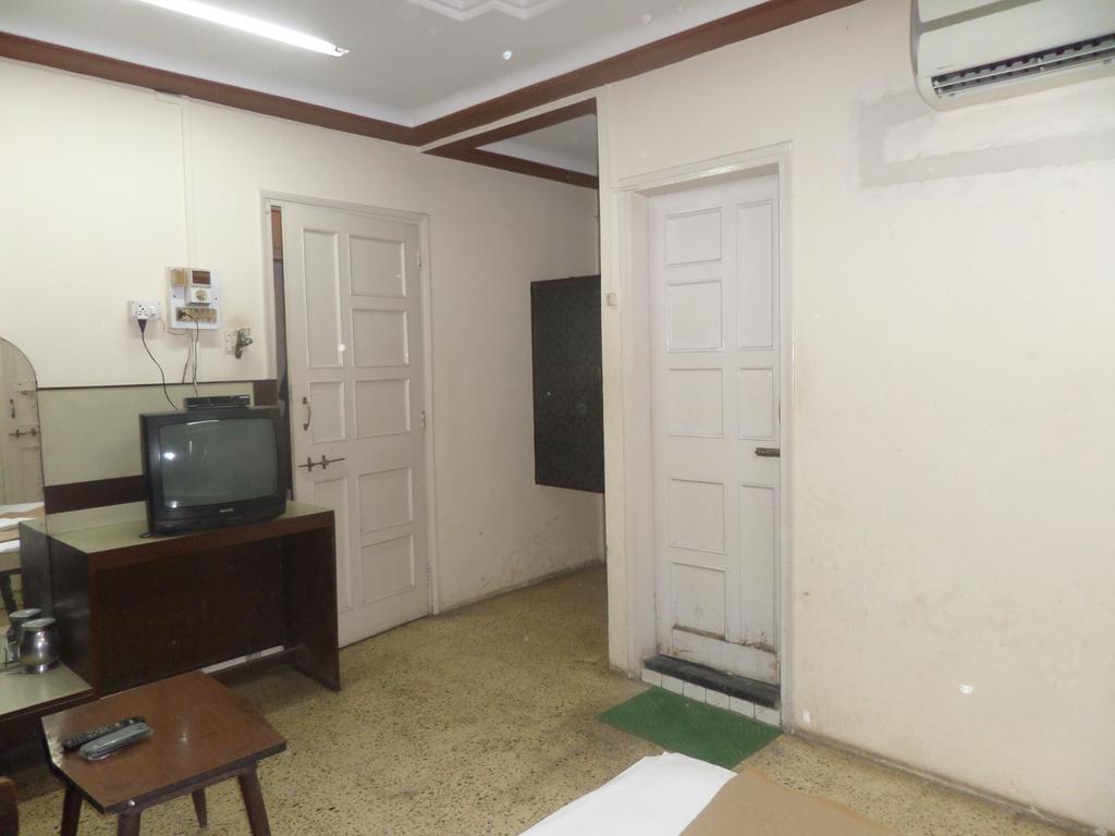 Hotel Shilpa Nashik Habitación foto