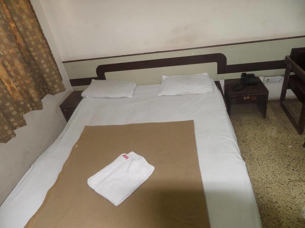 Hotel Shilpa Nashik Exterior foto