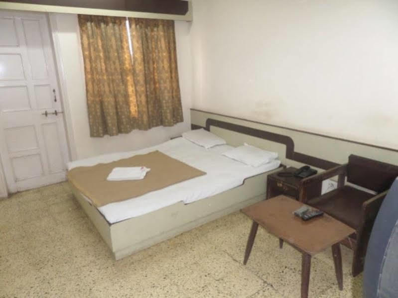 Hotel Shilpa Nashik Exterior foto